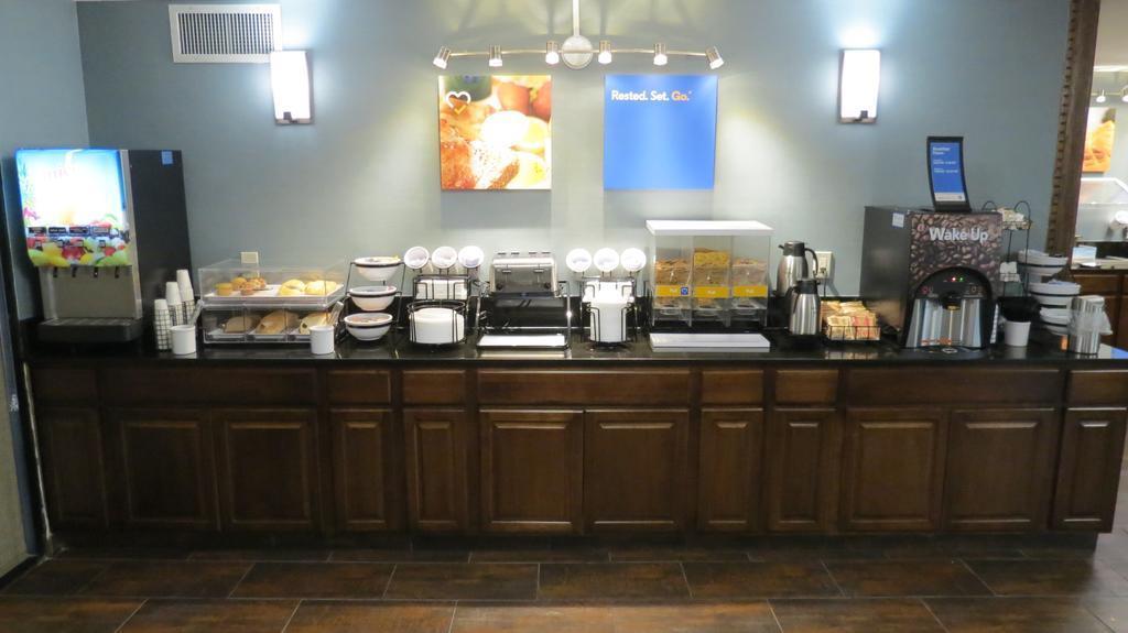Comfort Inn University Wilmington Zewnętrze zdjęcie