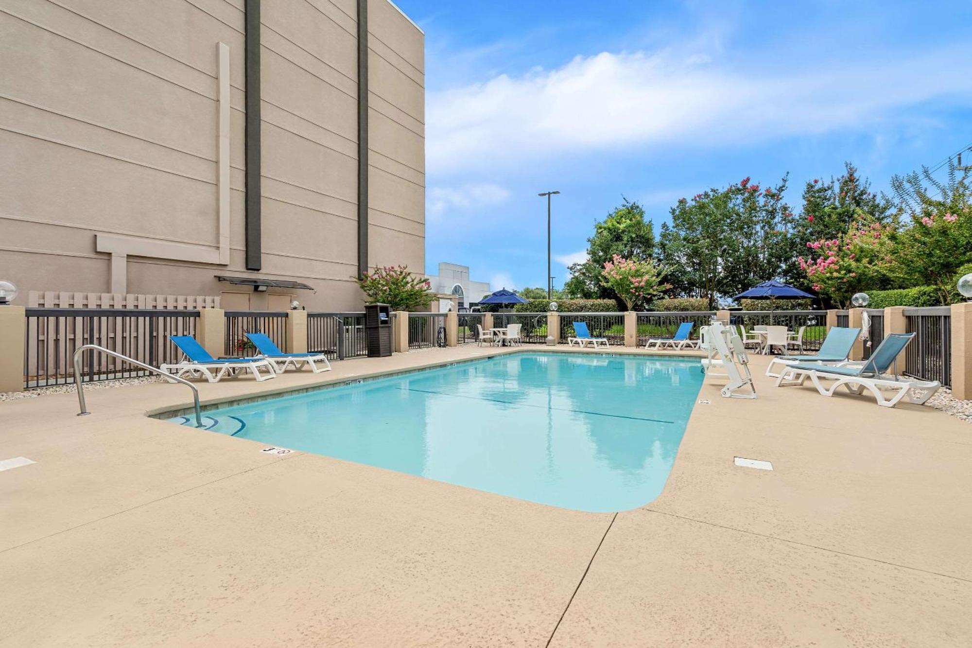 Comfort Inn University Wilmington Zewnętrze zdjęcie
