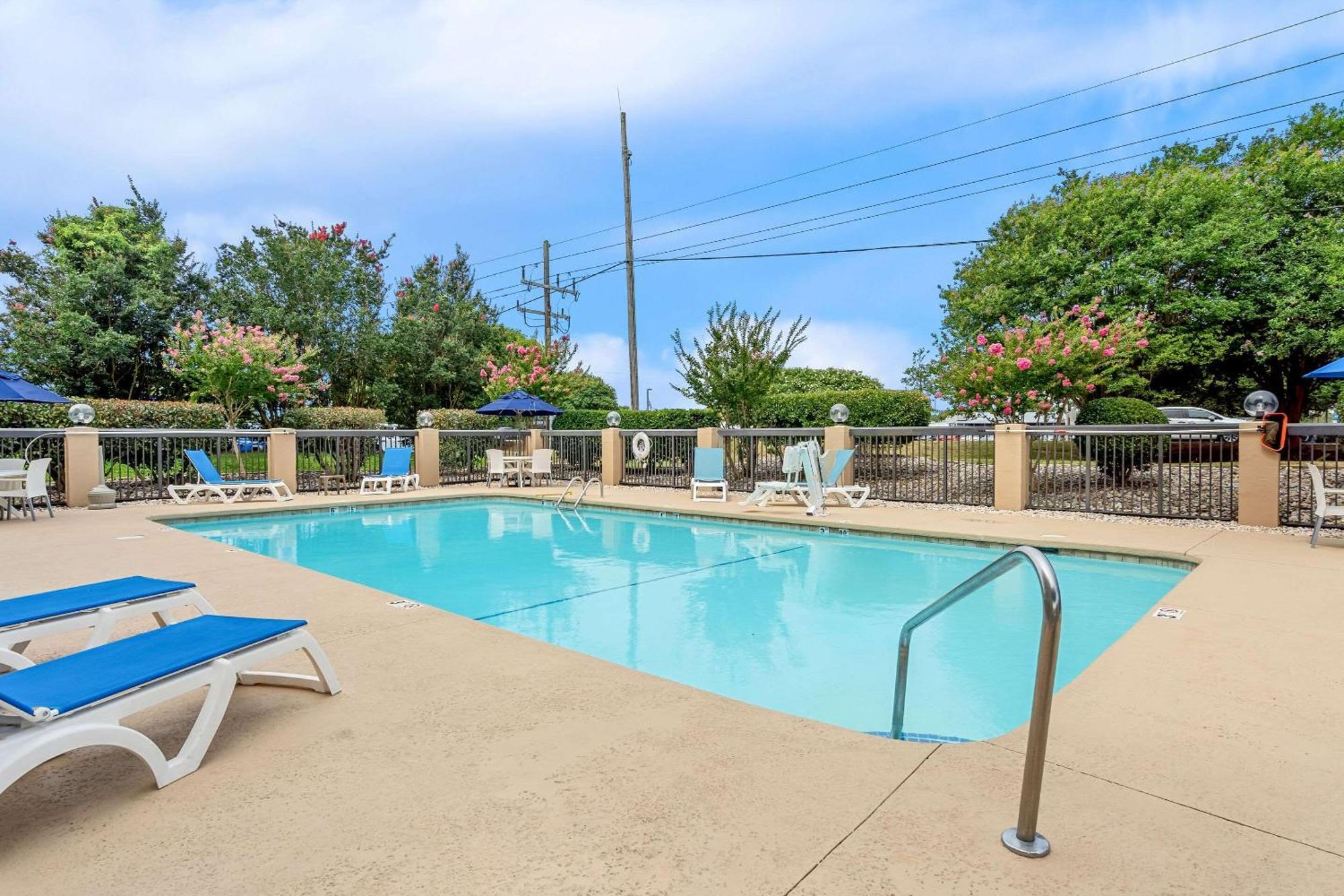 Comfort Inn University Wilmington Zewnętrze zdjęcie
