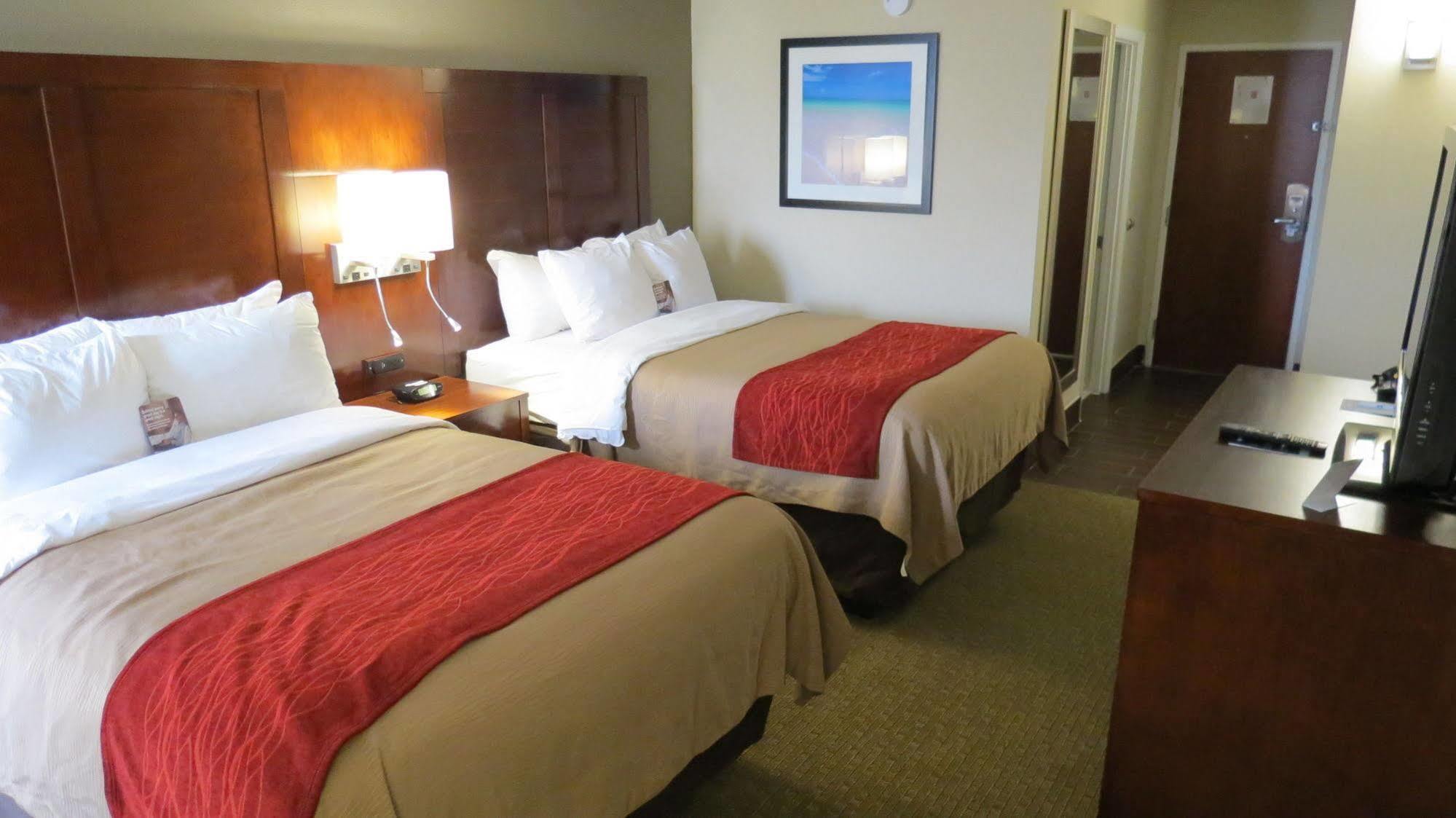 Comfort Inn University Wilmington Zewnętrze zdjęcie